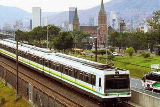 Identifican a jóvenes que en marzo hicieron grafitis en vagones del Metro de Medellín