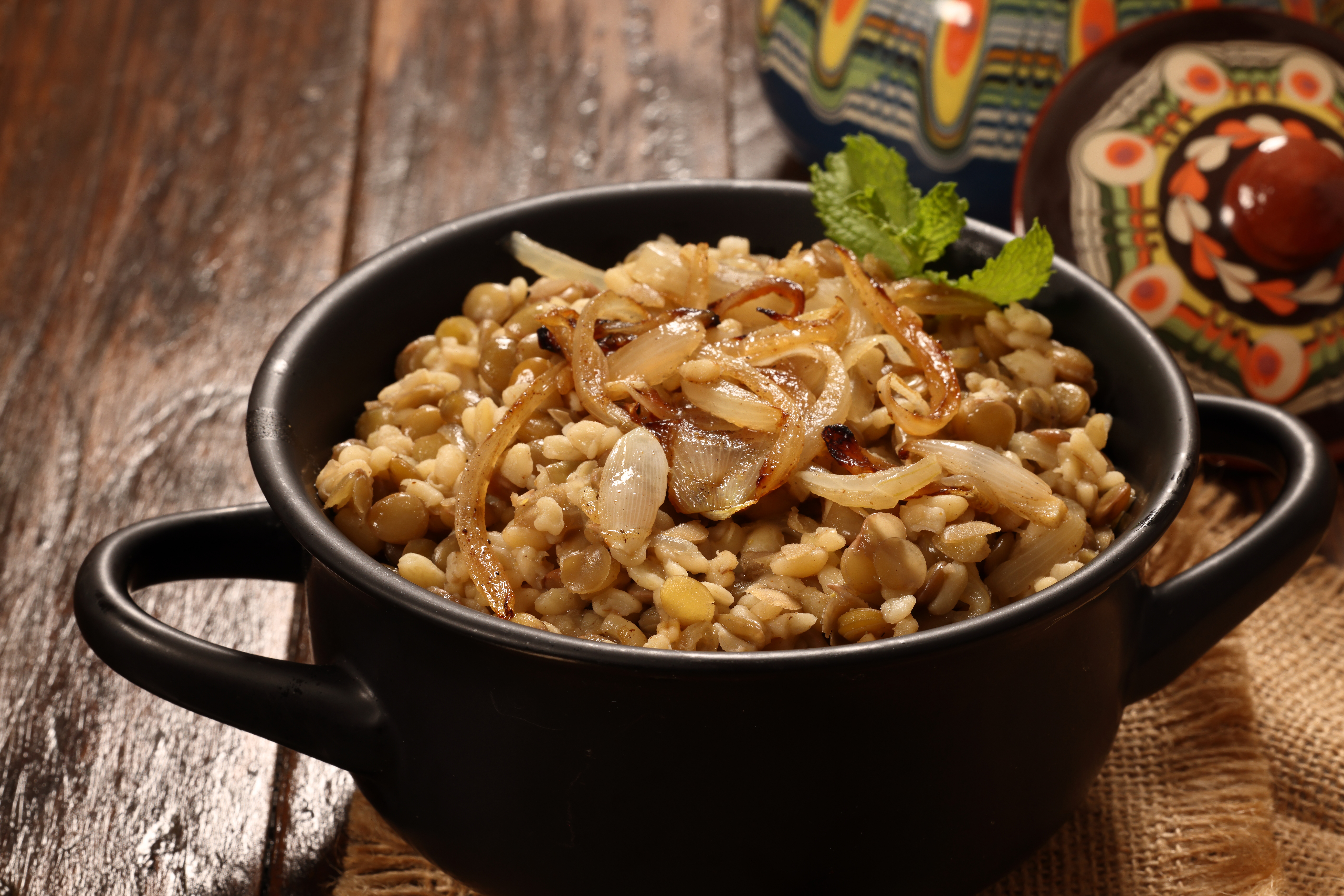 Arroz de cebolla caramelizada