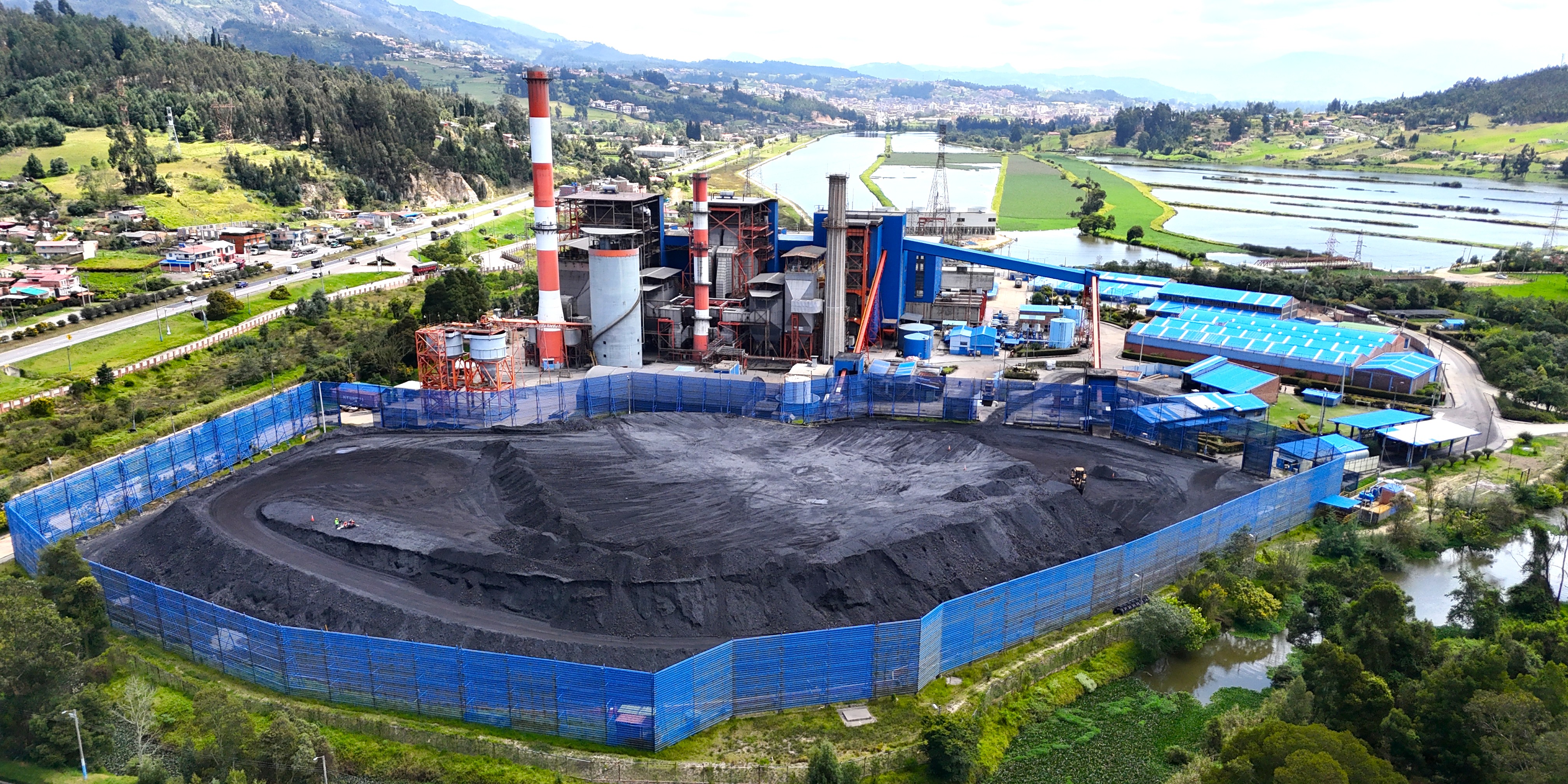 Una termoeléctrica quiere dar el salto a las renovables, pero tuvo que aferrarse al carbón