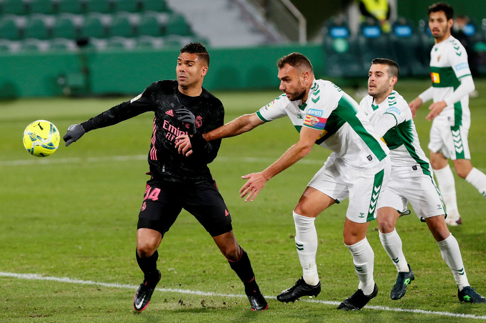 Elche frenó a Real Madrid en la liga española