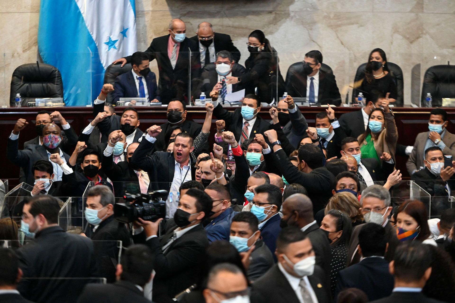 Nueva crisis para Xiomara Castro en Honduras: ¿dos presidentes en el Parlamento?