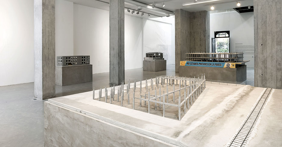 Artista cubano pone en evidencia la corrupción detrás de la arquitectura