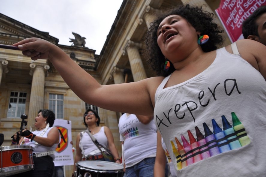 Matrimonio gay en Colombia será reactivado en el Senado