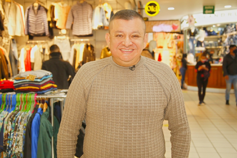 Yansen Estupiñán trabajo por los emprendedores de la moda
