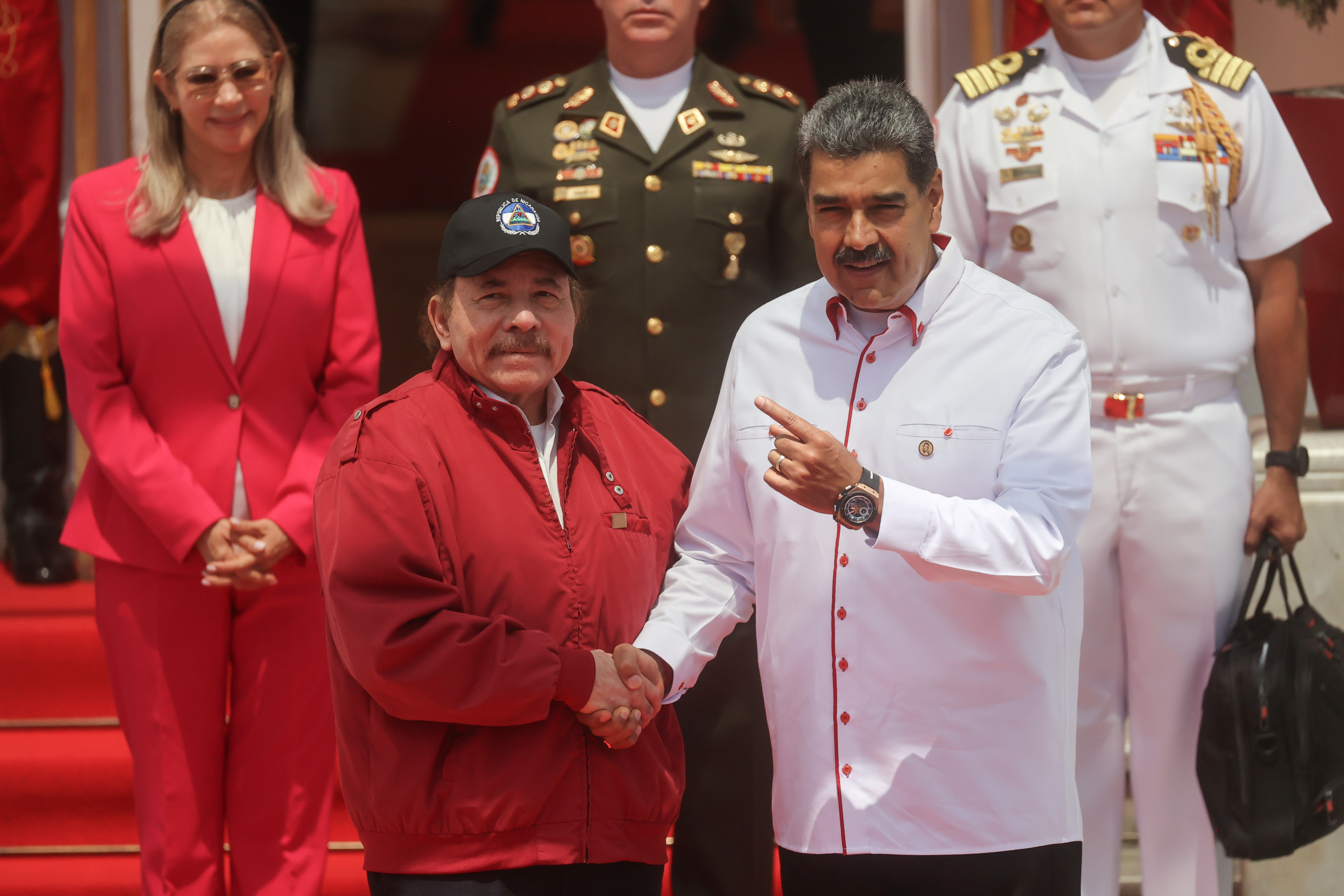 Daniel Ortega felicitó a Maduro tras fallo que ratificó su triunfo en Venezuela