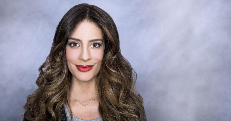 «Cuando me maquillo me relajo, conozco muy bien mi cara» Manuela González