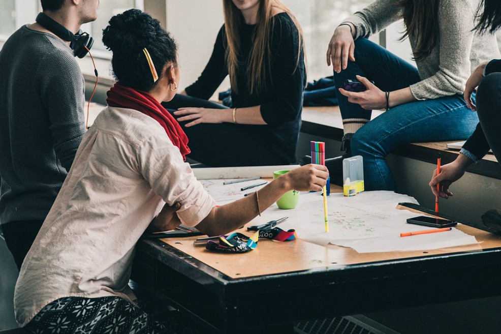 Estudiar en Chile: una ruta directa a las nuevas tecnologías en la industria 4.0