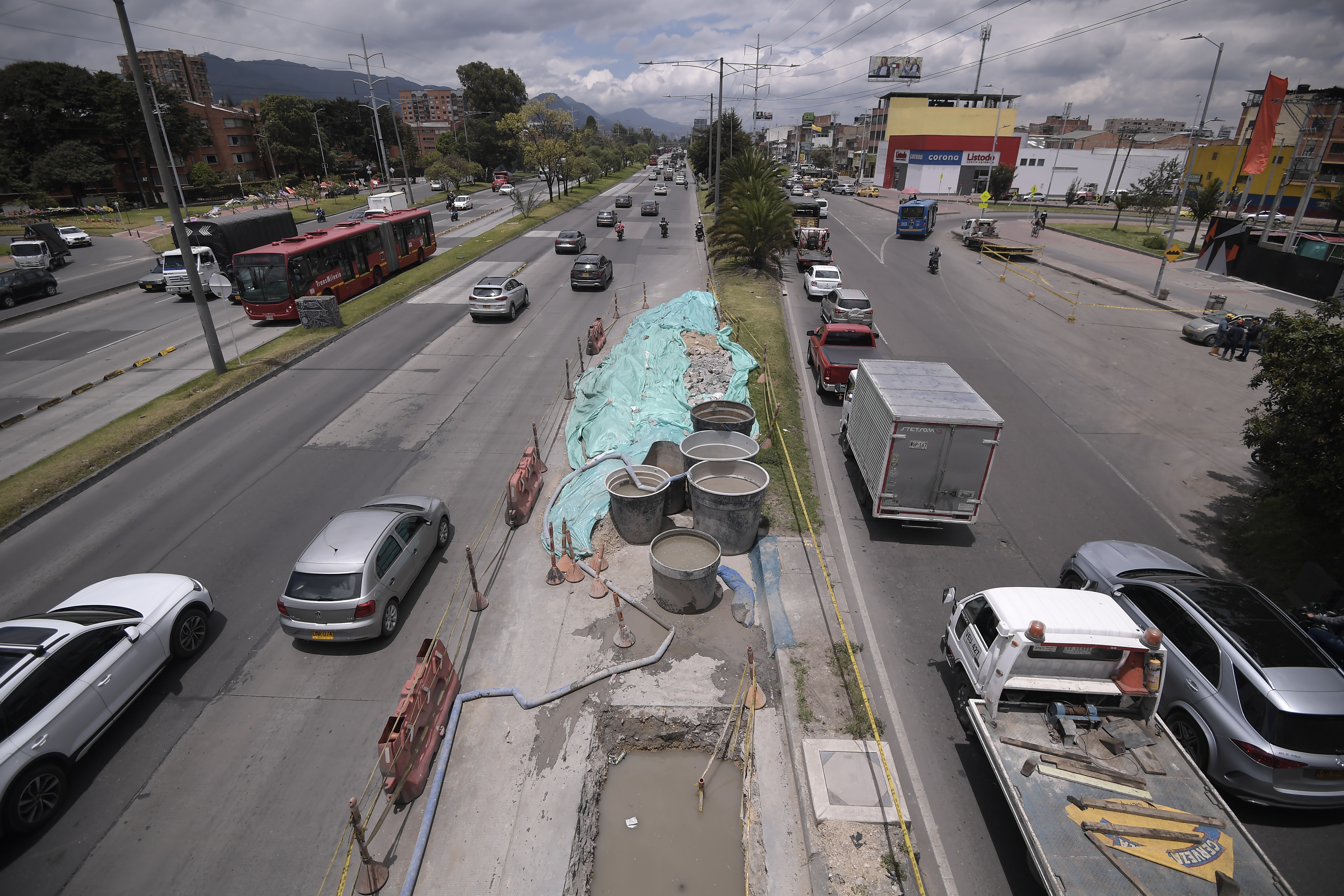 Bogotanos pagarían $46 mil millones de más por el retraso en obras, según concejal