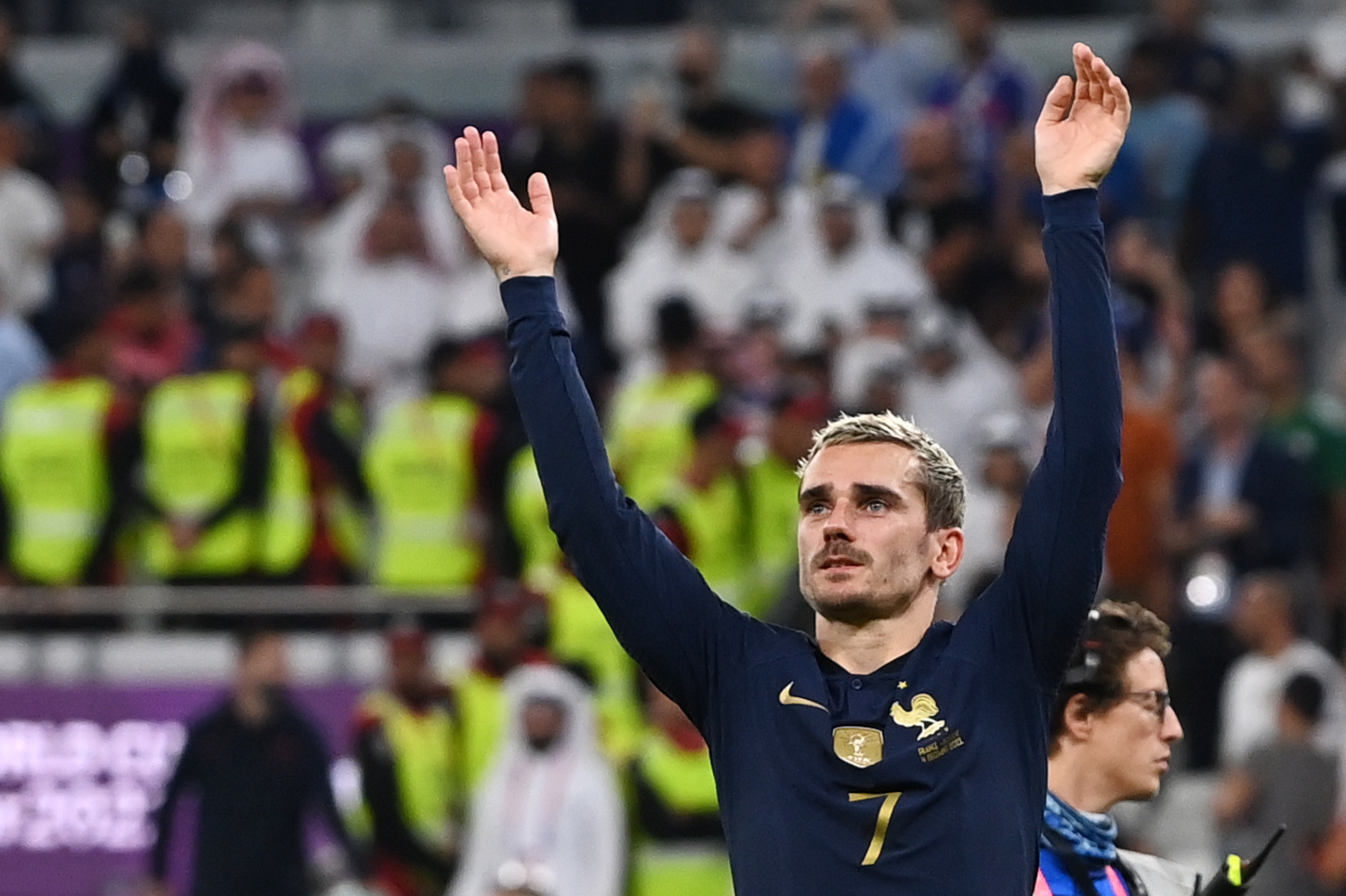 Francia derrota sin problemas a Polonia y espera por Inglaterra o Senegal