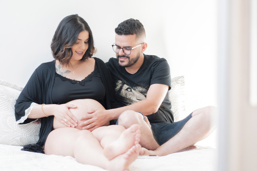 ¿Se puede tener sexo durante el embarazo? Estas son las recomendaciones y posiciones que más te favorecerán