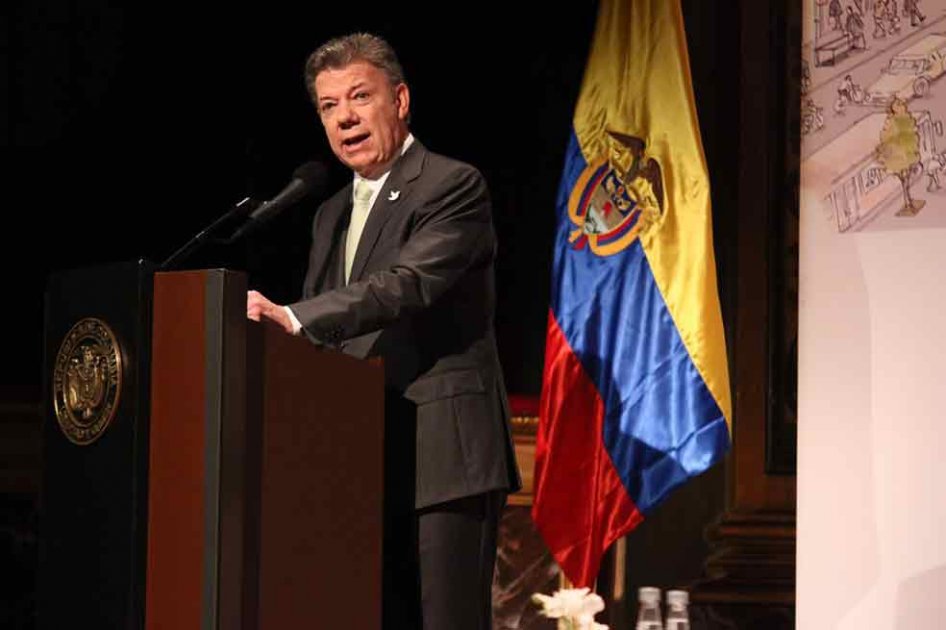 «Los problemas de Venezuela son hechos en Venezuela»: Santos