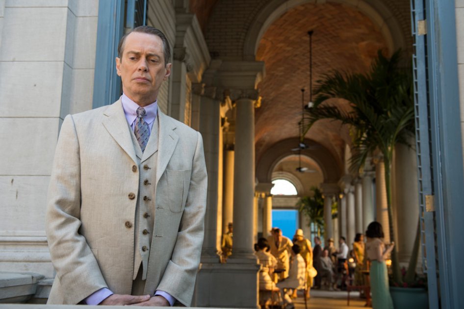 Steve Buscemi como  Enoch "Nucky" Thompson.