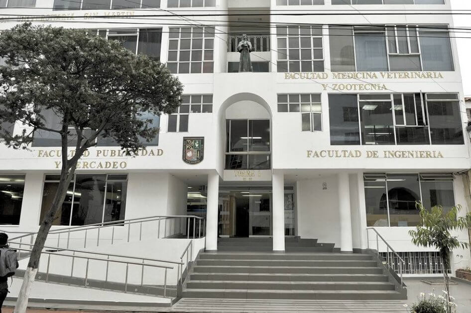 Corte Constitucional falla a favor de estudiante sancionado por protestar