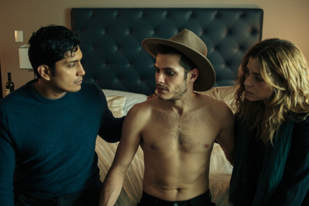 “Aquí en la tierra”, un drama político en formato de serie