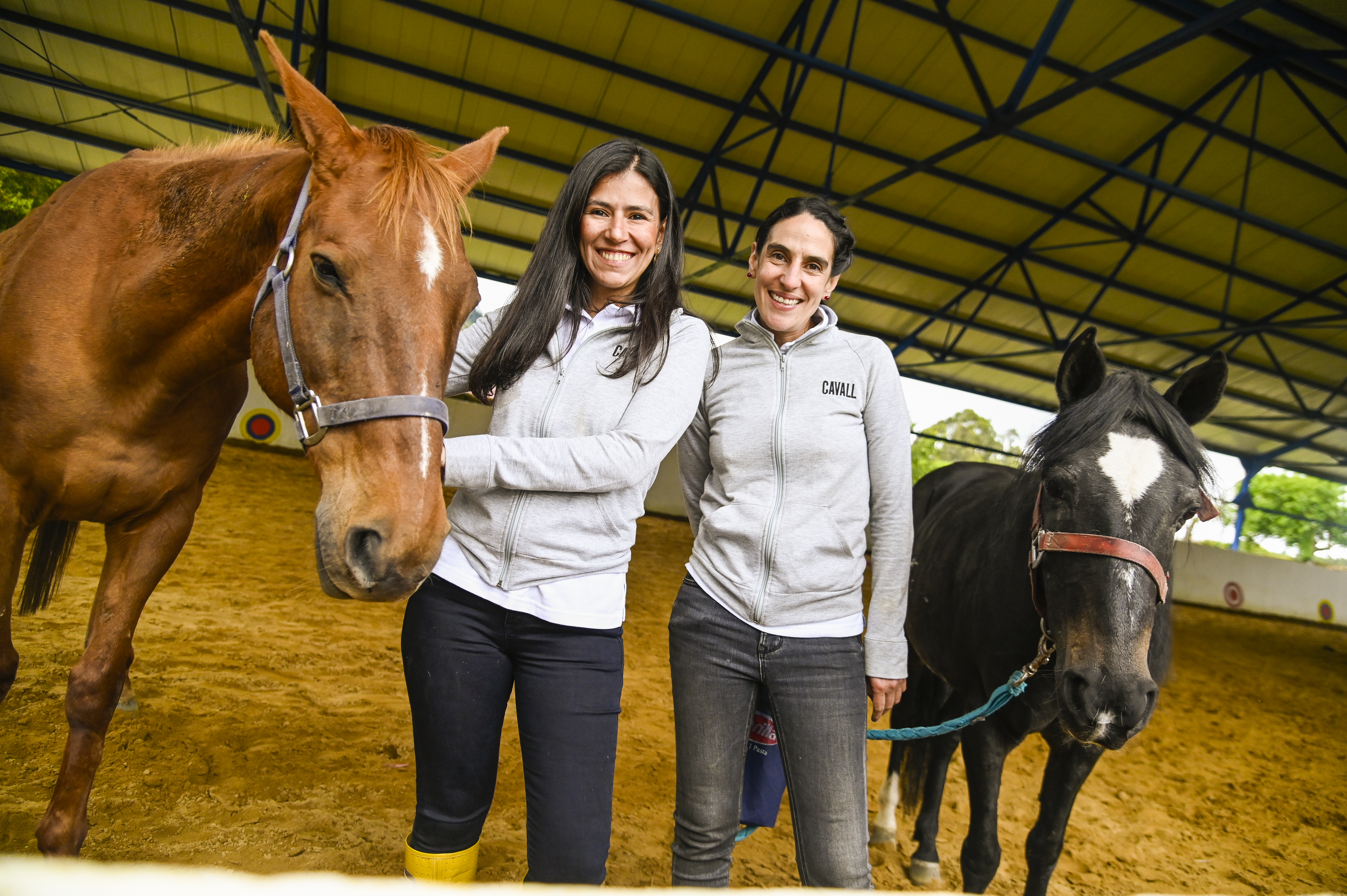 La historia de las dos mujeres que hacen “coaching” asistido con caballos