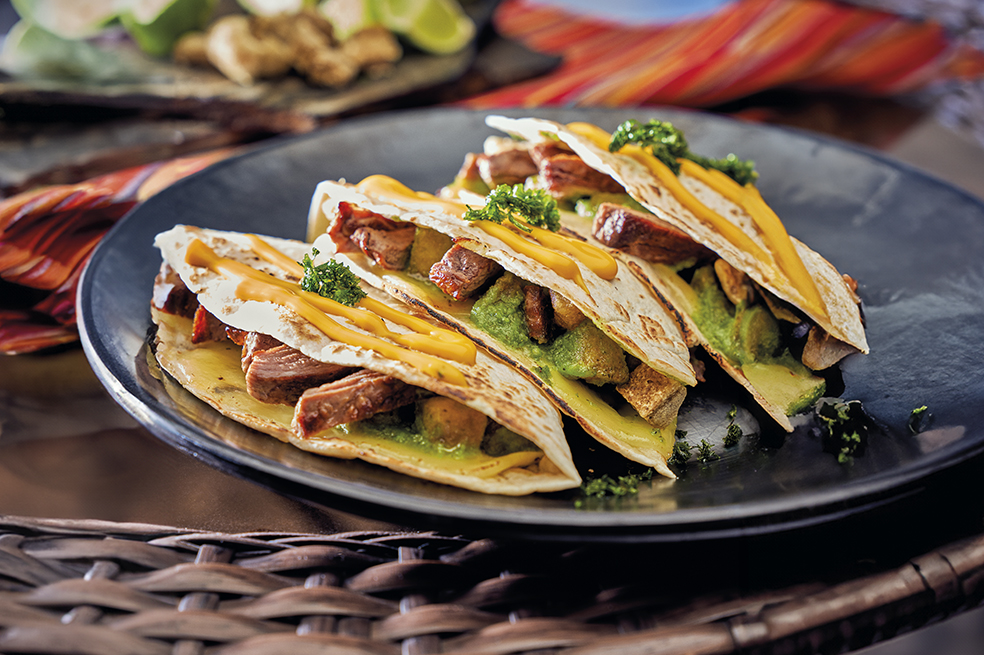 Quesadillas con carne y tocino: la receta original de México