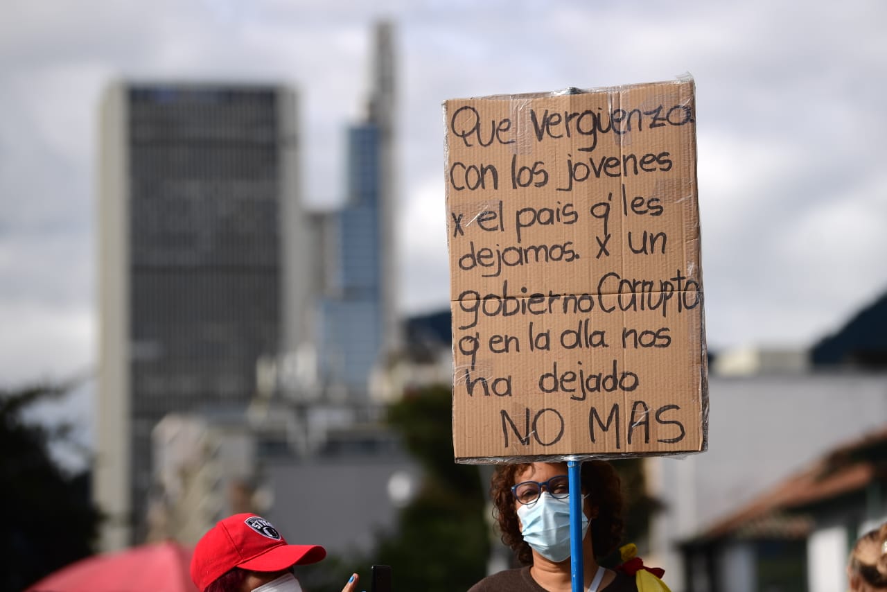 No solo los jóvenes han salido a las calles. El Paro Nacional ha convocado diferentes sectores como agremiaciones, sindicatos, docentes y organizaciones estudiantiles.