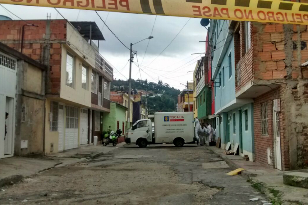 Murió menor que fue herido a bala por su padre en Suba