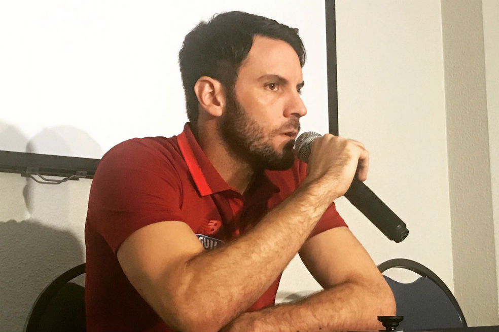 Viera: «Jugamos de visitante, pero llevamos el alma y corazón de los junioristas»