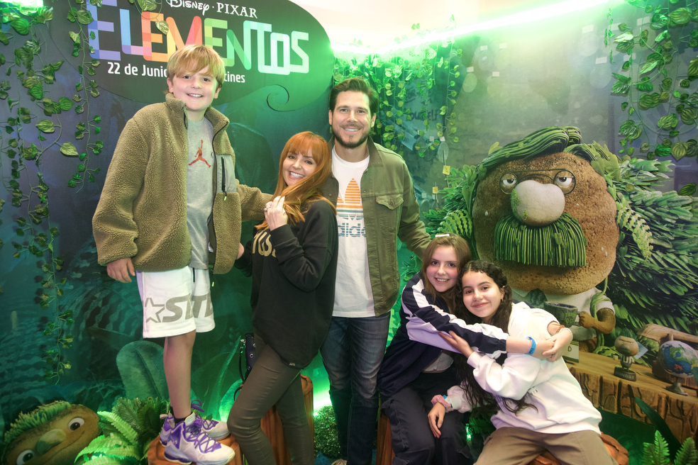 Juan Martin Baez, Martica Restrepo, Juan Guillermo Baez, Miranda Baez y Julieta Borrero
