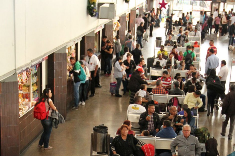 Piden gratuidad en el uso de baños de la Terminal de Transporte de Bogotá