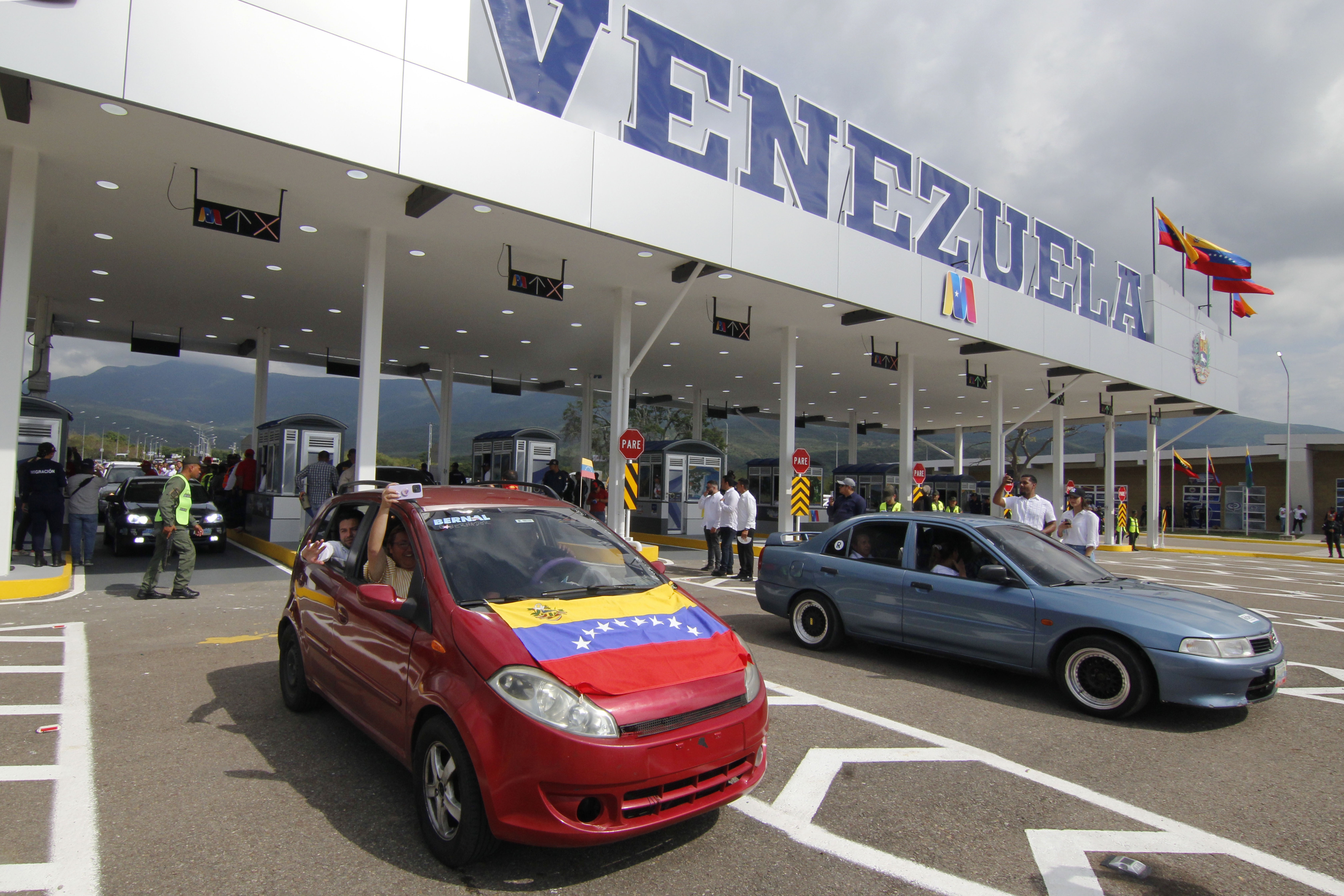 Violencia en Norte de Santander afecta ciudades venezolanas, dice gobernador