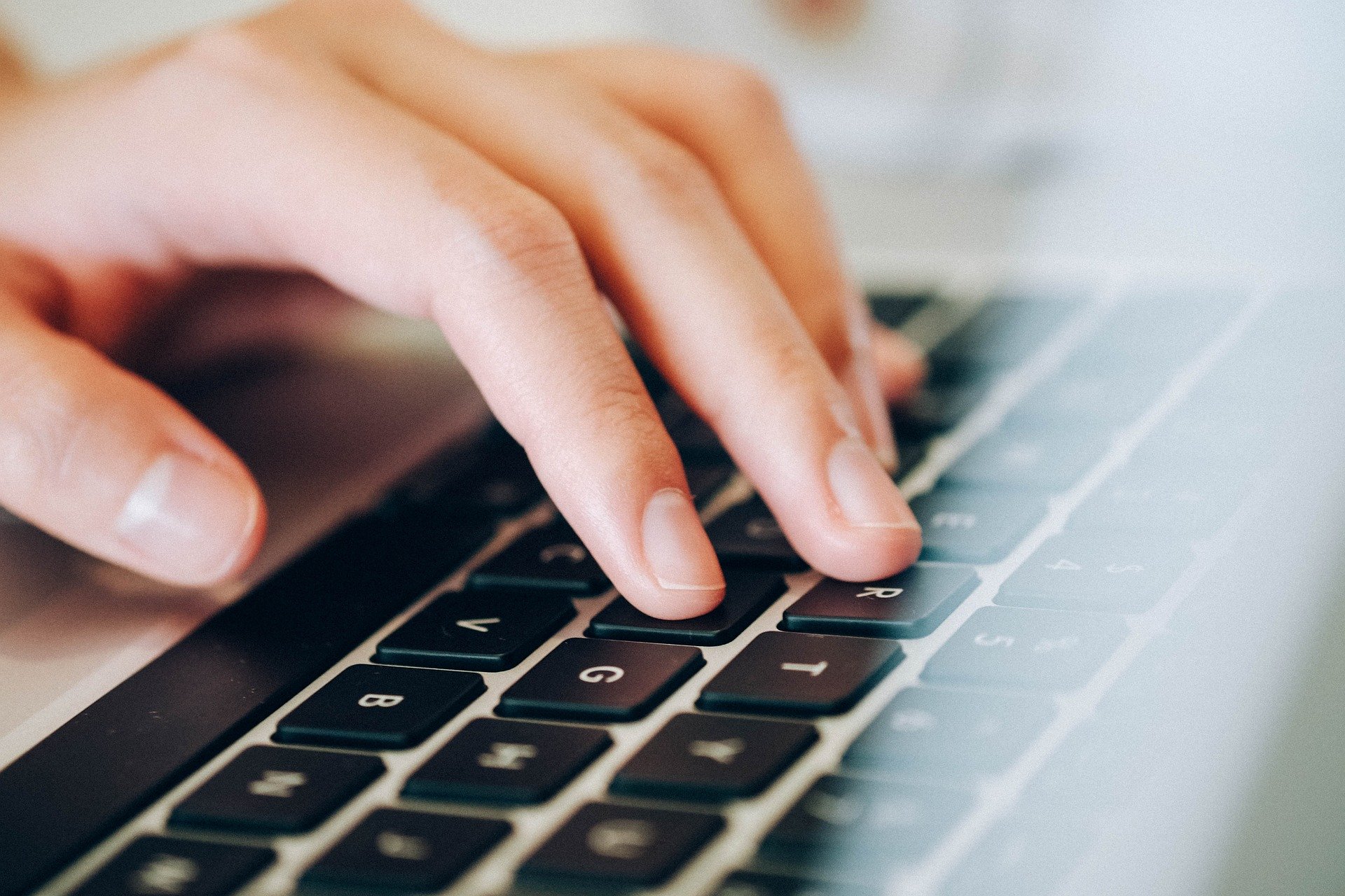Google otorgará becas en programa de tecnologías de la información