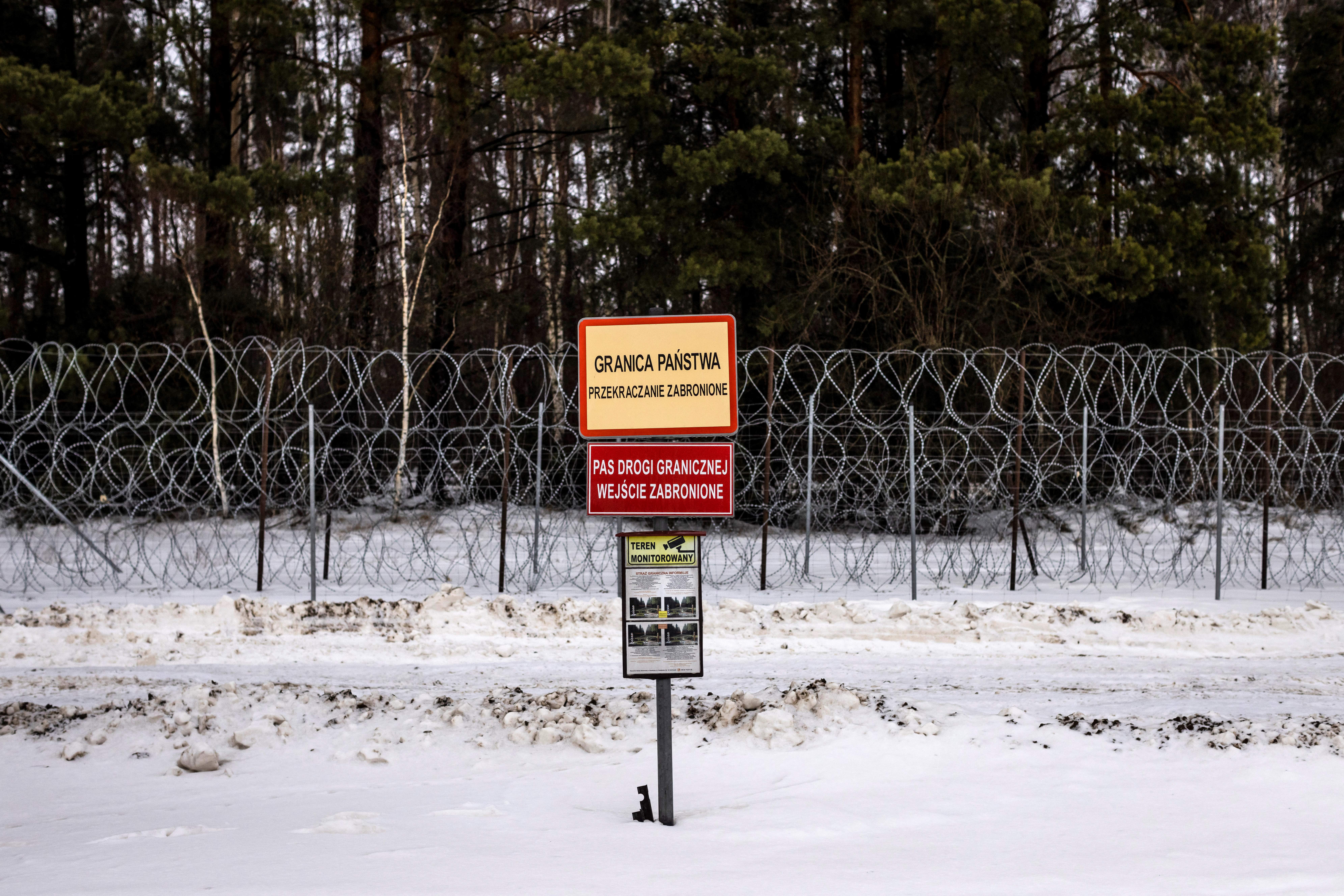 ¿De qué se trata el muro que Polonia construye en su frontera con Bielorrusia?