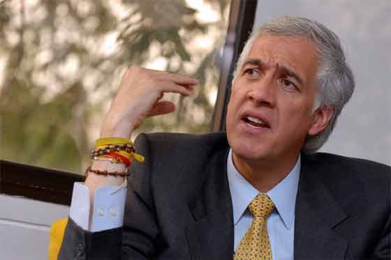 Piden investigar a Samuel Moreno por contratos del Hospital del Meissen