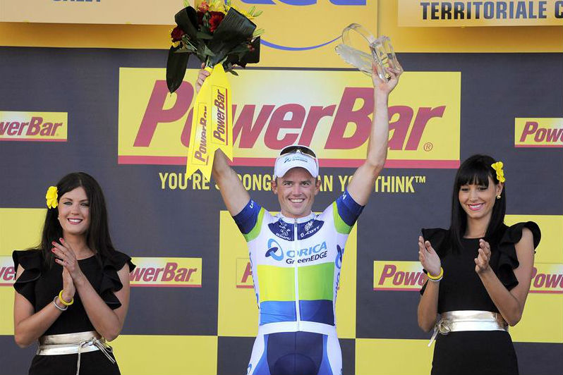 Simon Gerrans se impuso en un apretado sprín en la tercera etapa del Tour de Francia