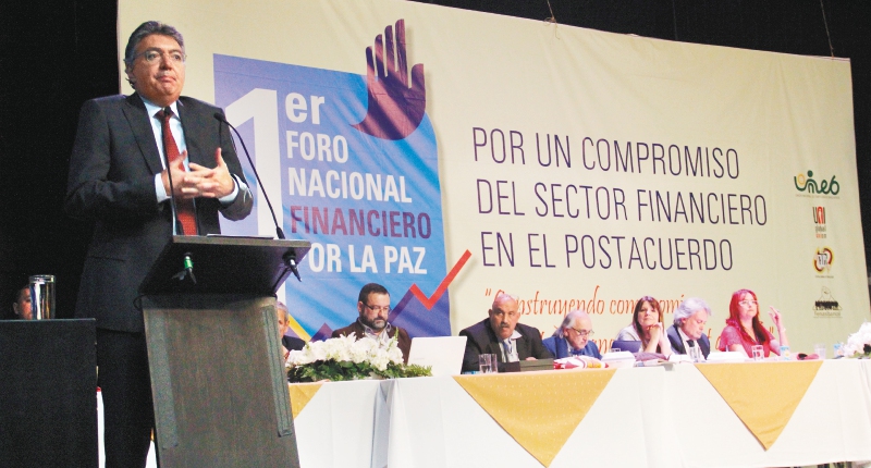 El ministro de Hacienda, Mauricio Cárdenas, durante su intervención en el Foro Financiero por la Paz. / Ministerio de Hacienda