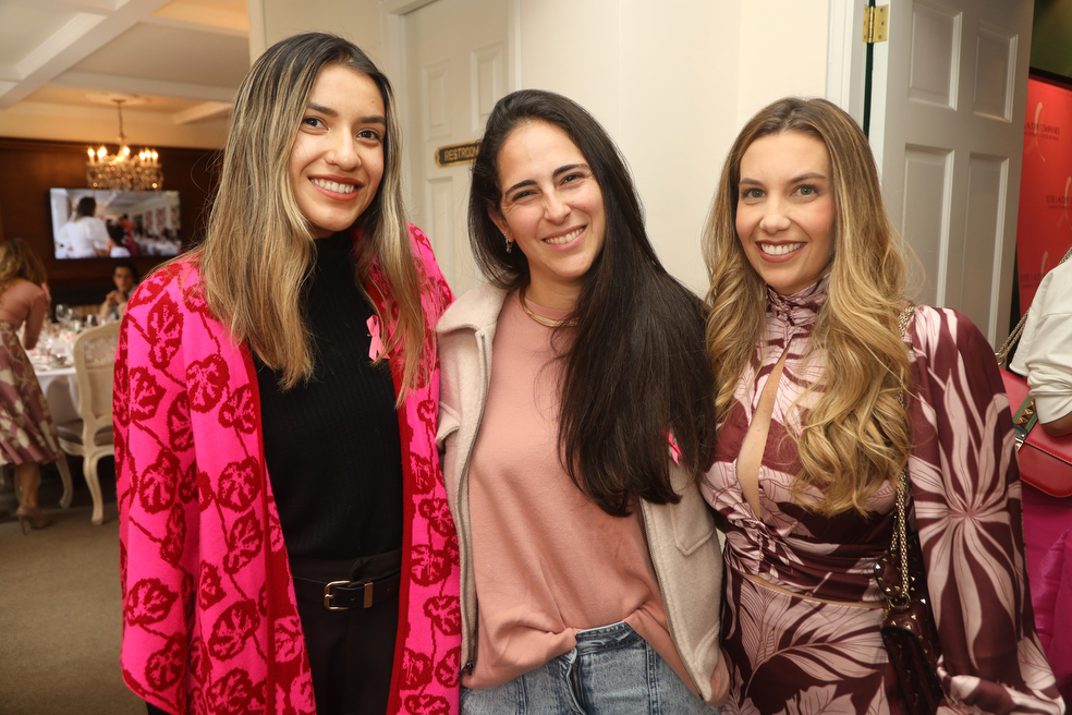 Conscientes de este panorama, Estée Lauder Companies una de las compañías líder en belleza de prestigio a nivel mundial continúa con su compromiso en la lucha contra el cáncer de mama y este año cumple 30 años apoyando la investigación y educación para ayudar a crear un mundo libre de cáncer de mama.
