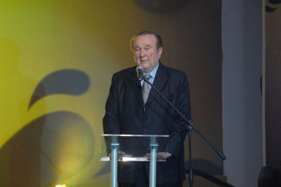 Juez decreta prisión domiciliaria para Nicolás Leoz