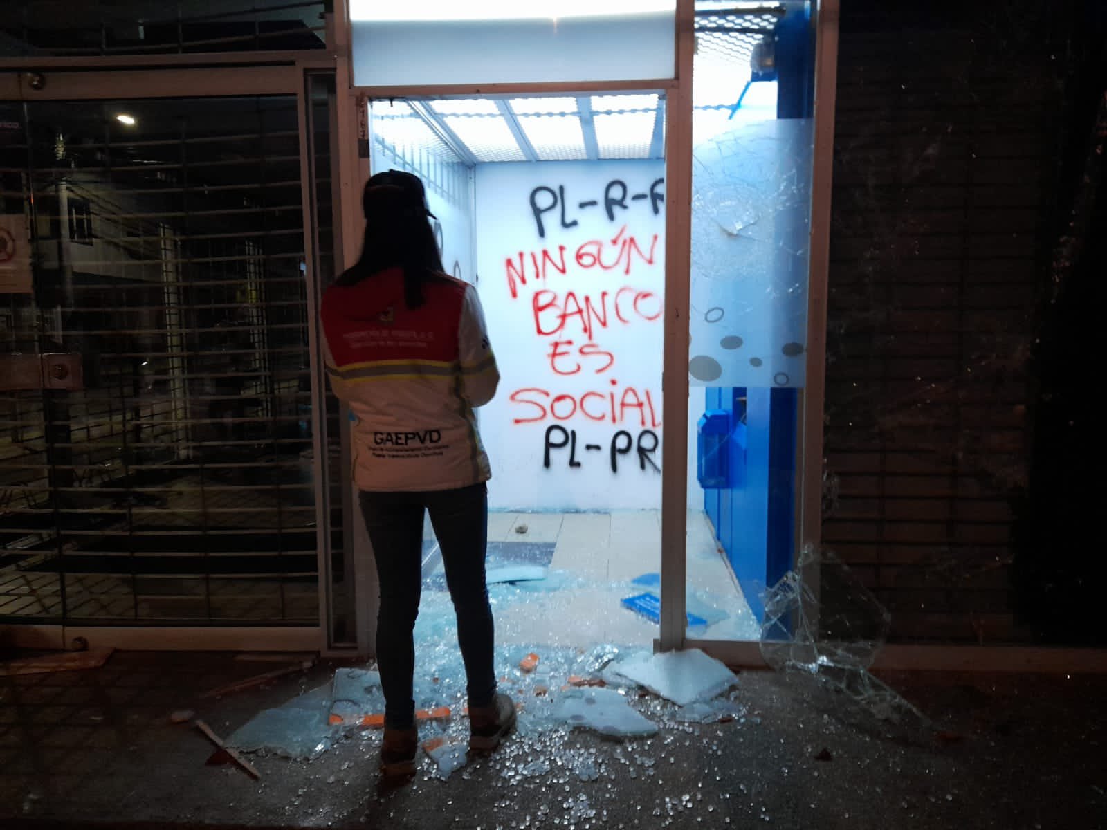 Bogotá: Daño en bienes públicos e intento de quema de CAI en protestas del 9S