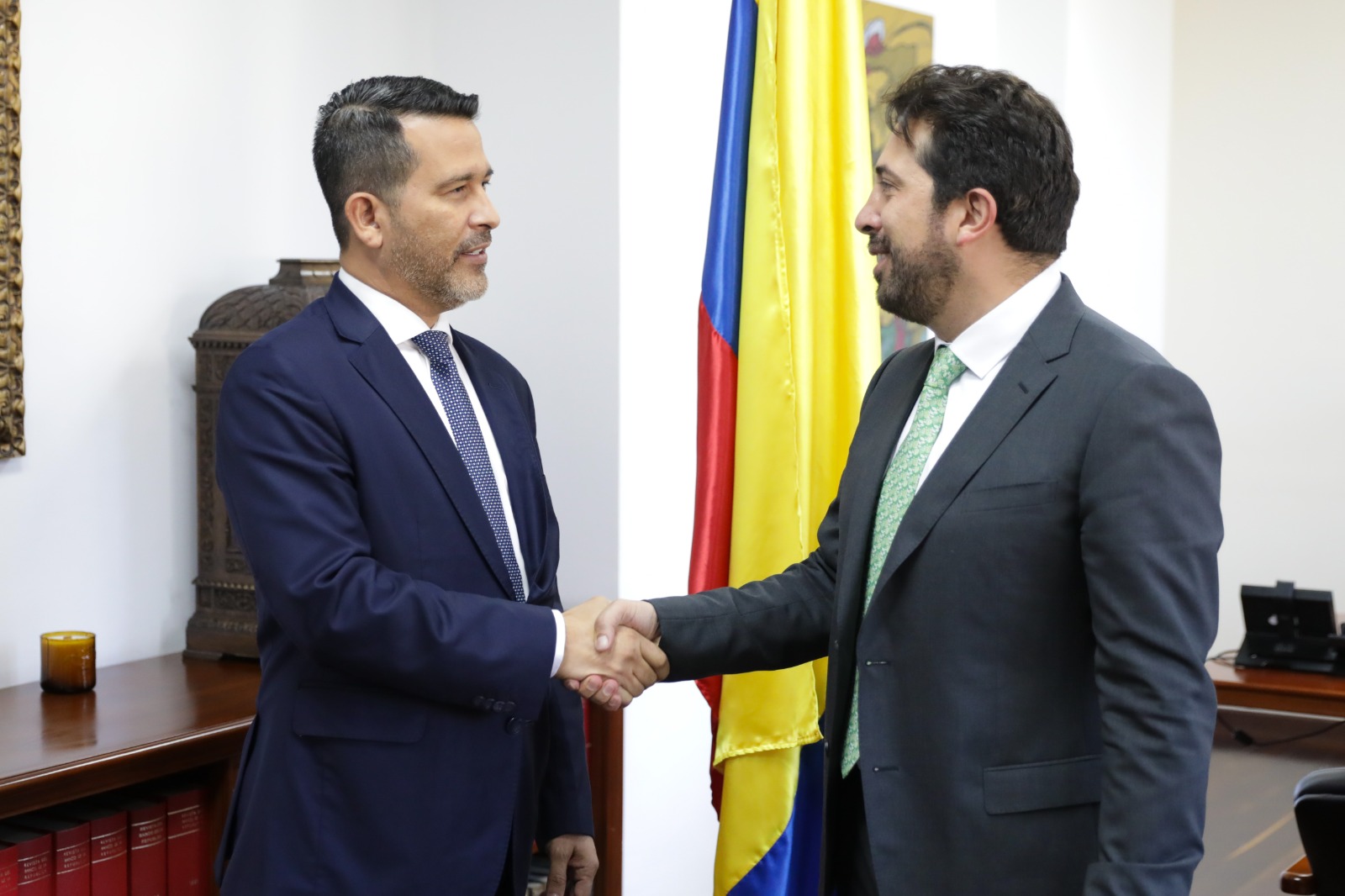 Luis Eduardo Llinás asume como director encargado de la DIAN: ¿quién es?