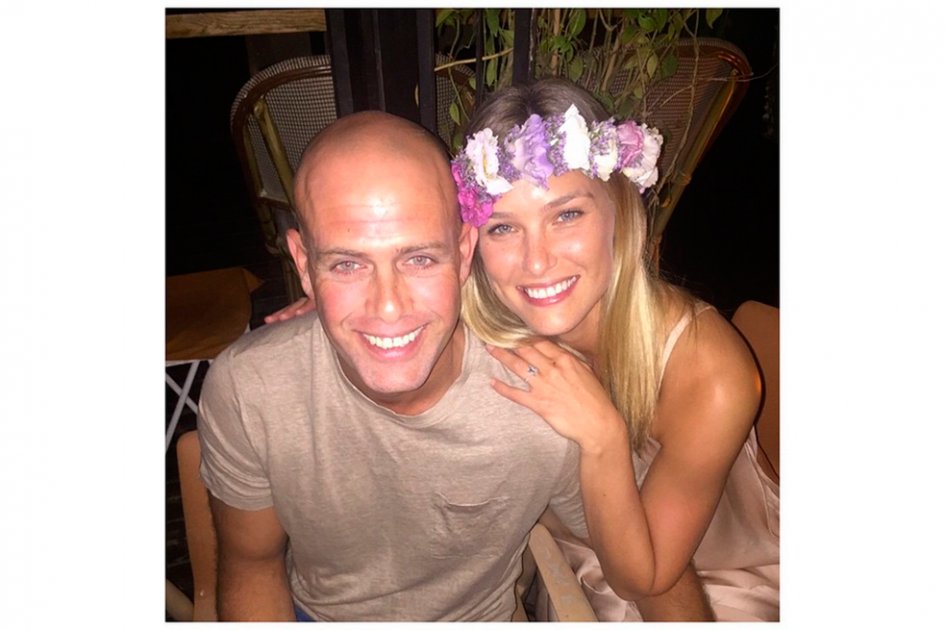 Bar Refaeli se casa al más estricto estilo ortodoxo