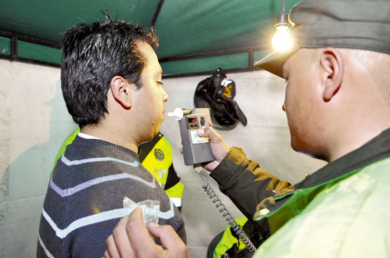 Menos borrachos al volante y más controles policiales en Bogotá