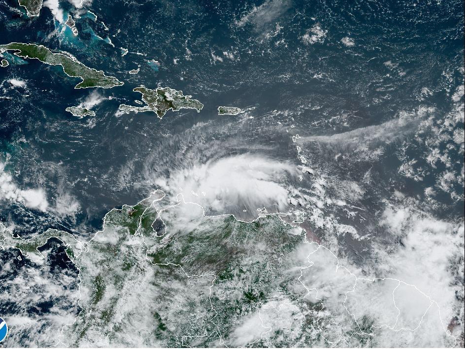 ¿Cuál es la diferencia entre ciclón, tormenta tropical y huracán?