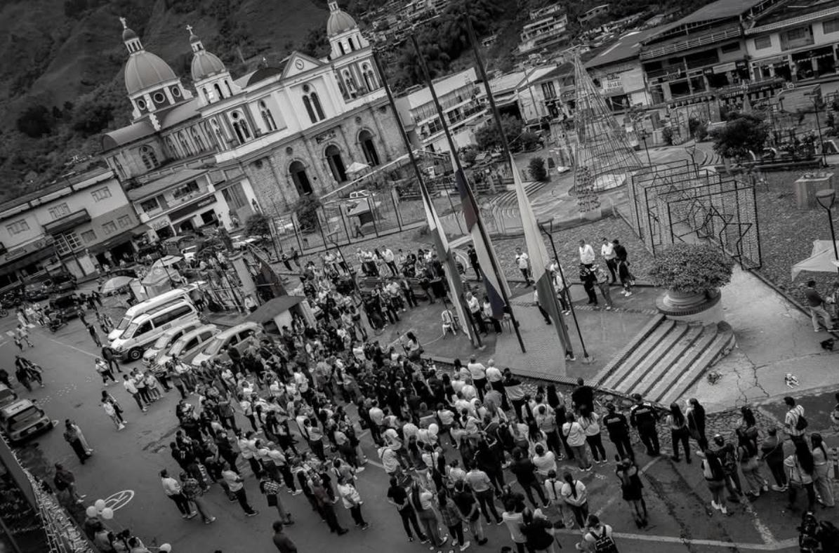 Decretaron tres días de duelo en Manzanares, Caldas, por muerte de Yeison Jiménez