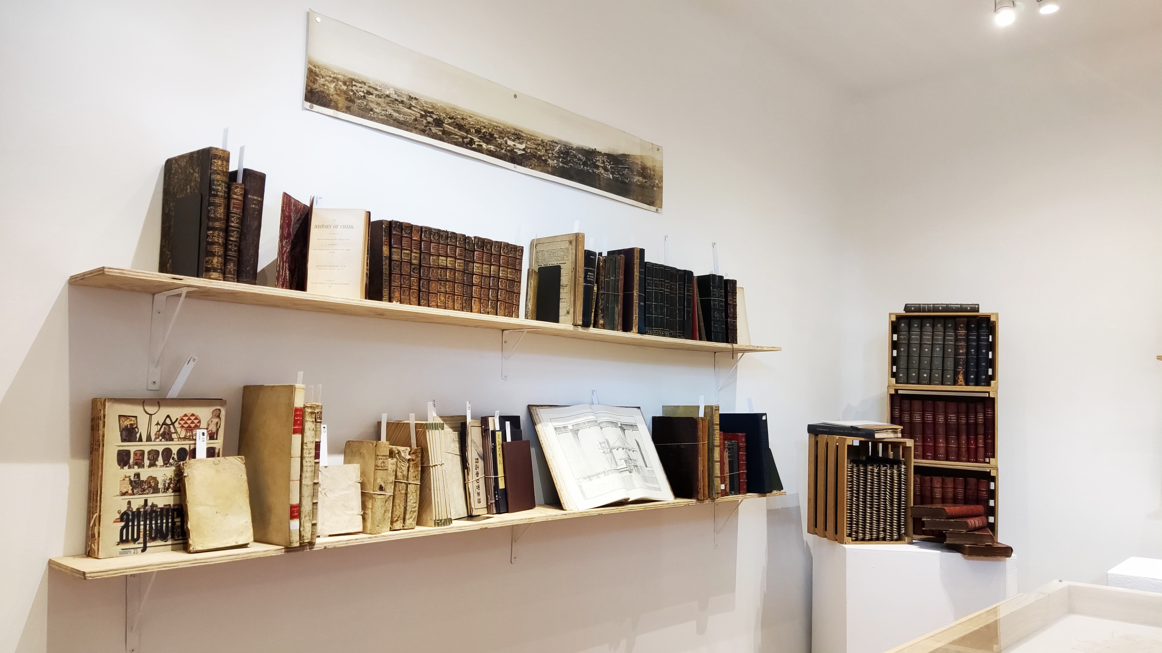 La subasta comprende más de 500 piezas entre grabados, mapas, libros y documentos antiguos.