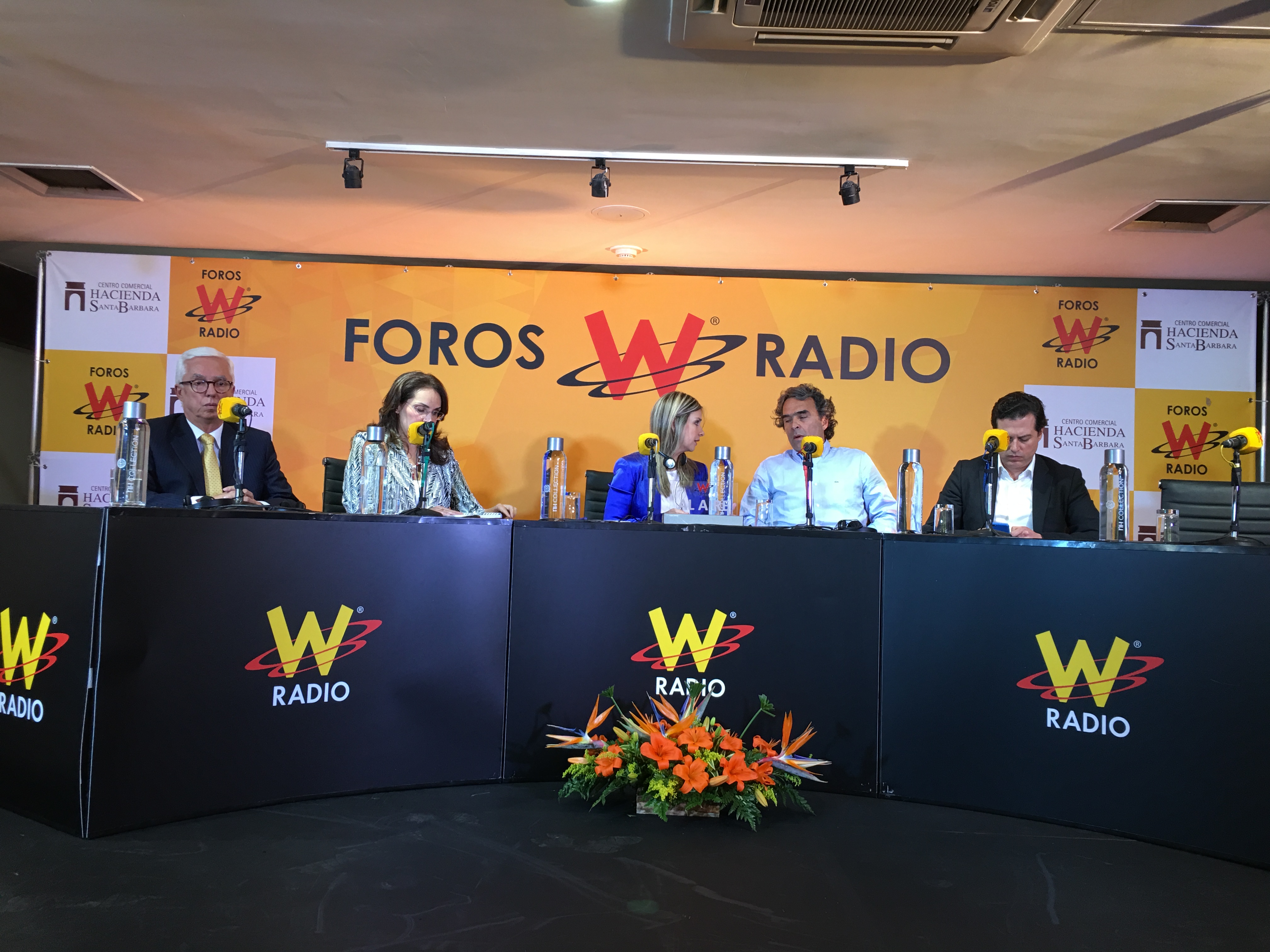 En Colombia, pareciera que ser honrado es una especie de estupidez: Jorge Robledo