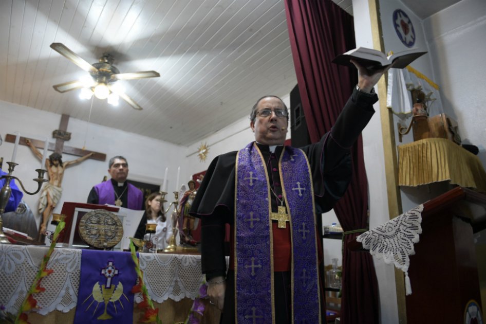 La escuela en Argentina en la que enseñan a exorcizar a los demonios