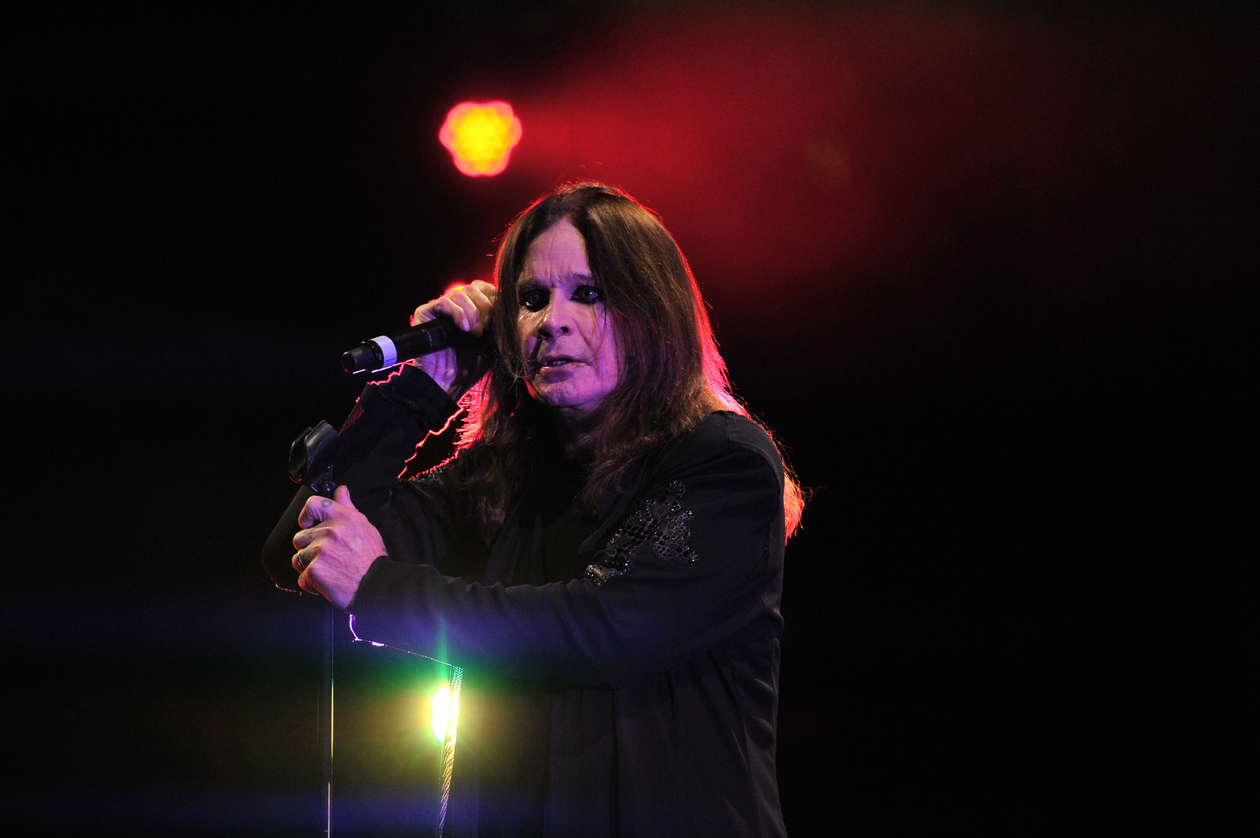 Ella es la hija de Ozzy Osbourne que se comprometió en su concierto de despedida
