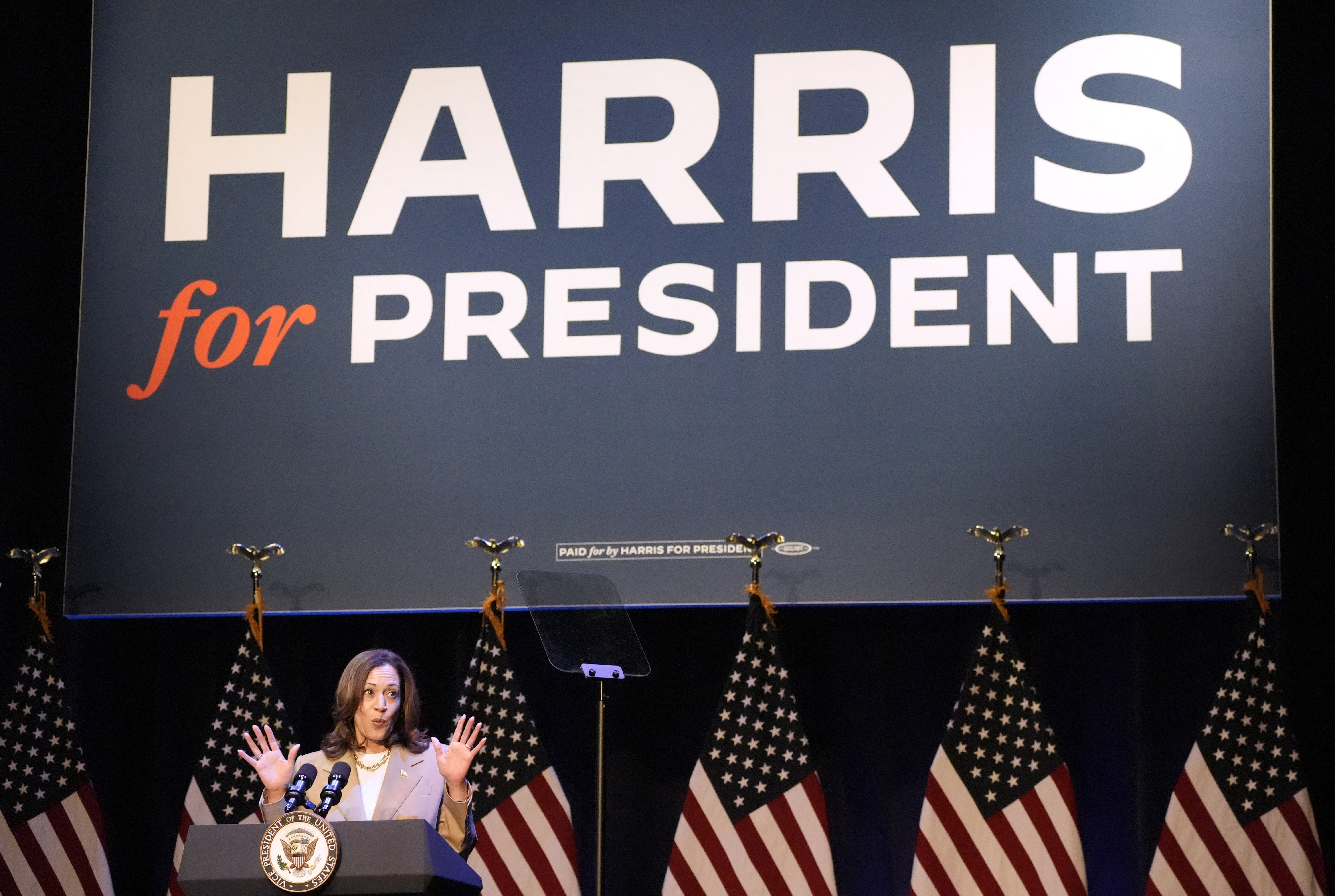 Kamala Harris recoge en su primera semana de campaña más de US $200 millones