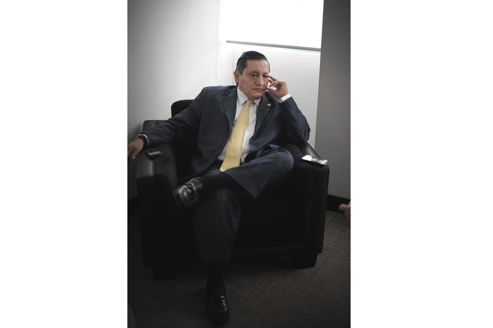 Pelea de masones sigue encendida