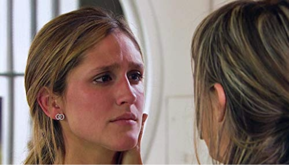 Qué hace y cómo luce hoy Andrea Gómez, Pamela en ‘Las muñecas de la mafia’