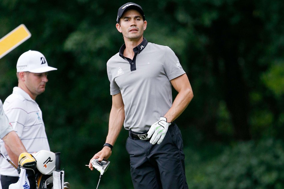 Camilo Villegas ascendió seis posiciones en la segunda ronda del AT&T National