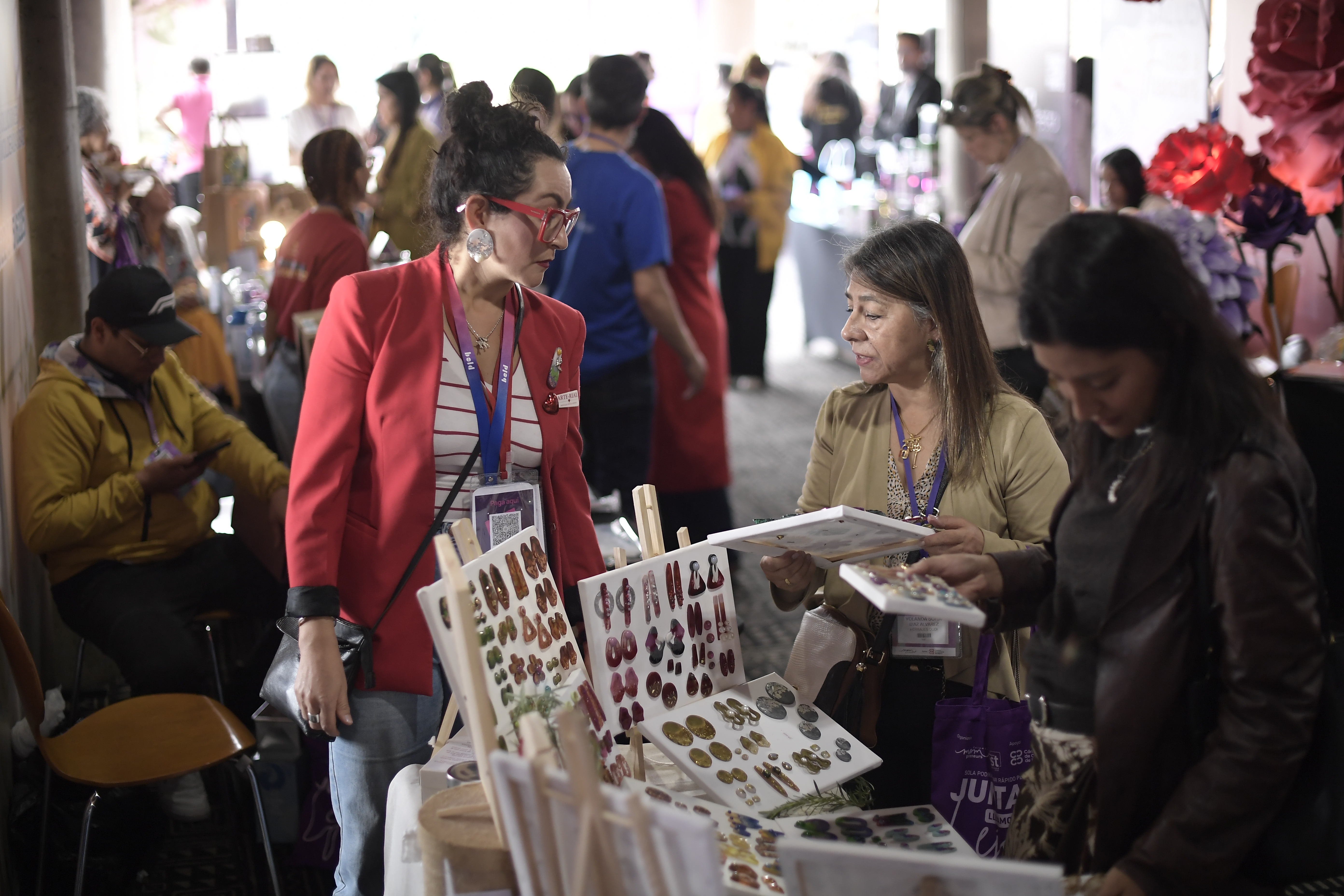 Feria de emprendimiento femenino realizada en las instalaciones de Compensar Av. 68; en la cual participaron: Karim Raymond, Caro Tabarez, Edwin Bohórquez Aya entre otros.
