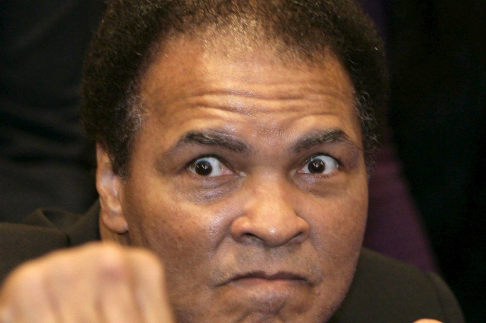 Hospitalizan a Muhammad Ali por problemas respiratorios
