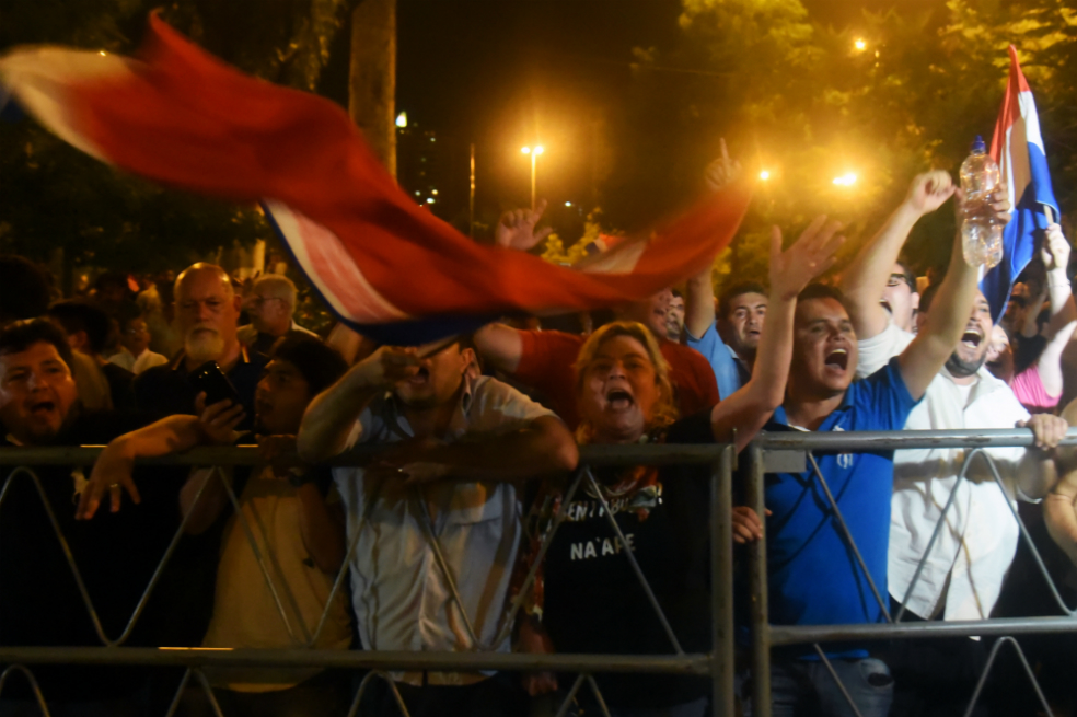 Descontento ciudadano en Paraguay logró archivar el proyecto de reelección presidencial